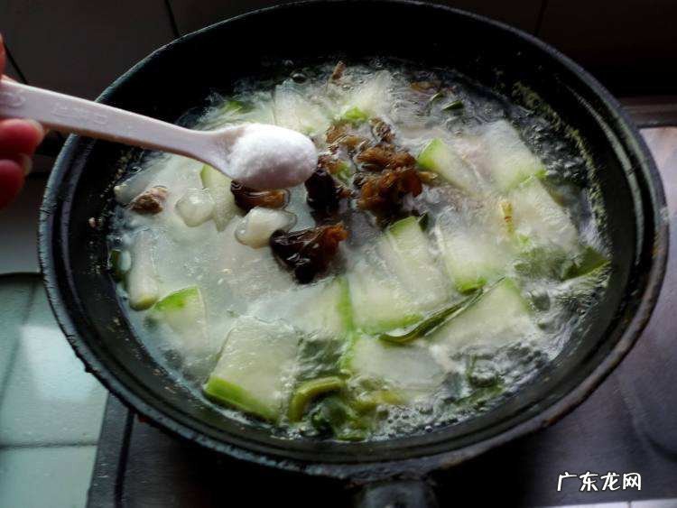 土豆海带骨头汤怎么做好吃