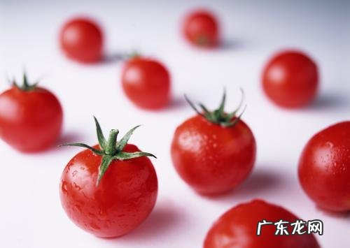 用什么可以去掉红血丝?