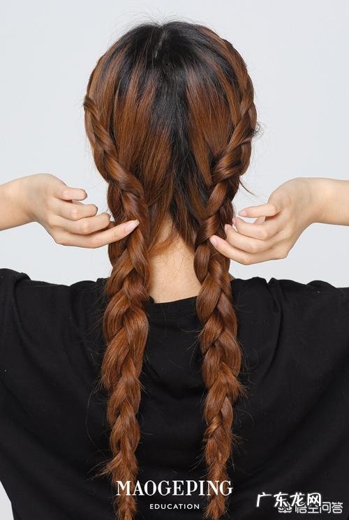 双麻花辫怎么扎好看？该怎么编？