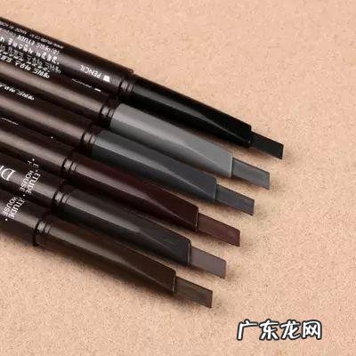 适合学生党的优质眼线笔，眼影盘和睫毛膏，有好的推荐吗？