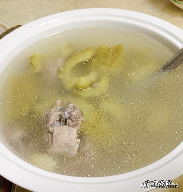 晚饭做个什么汤,又省事又好喝呢?有什么推荐?