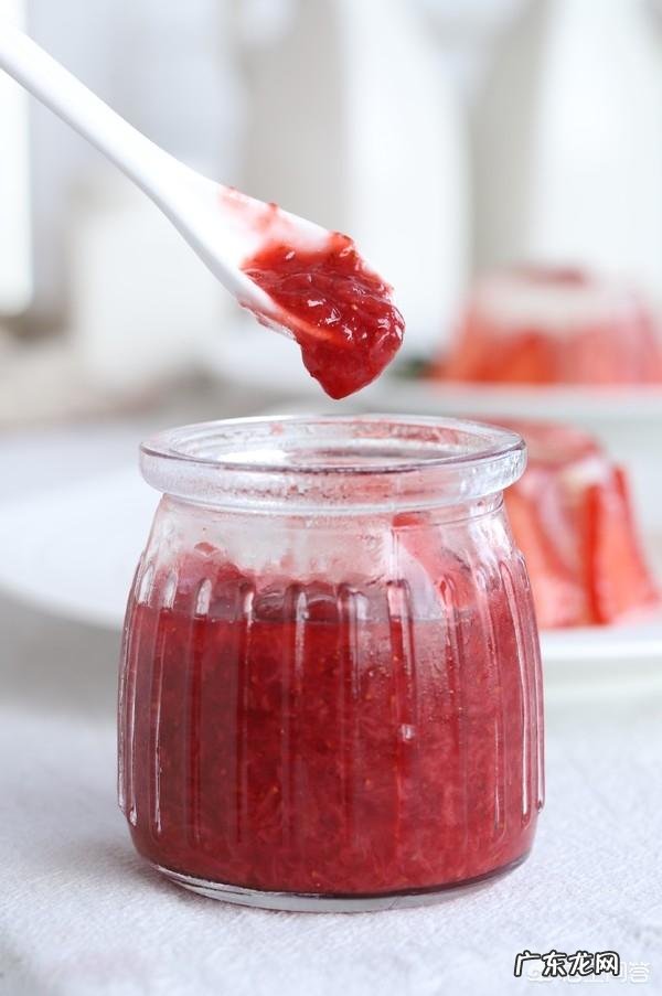 草莓大量上市了,想做草莓酱,怎么做?