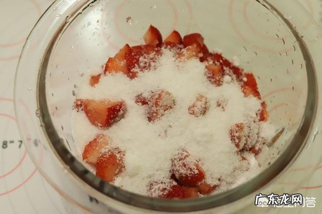 草莓大量上市了,想做草莓酱,怎么做?