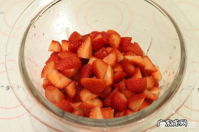 草莓大量上市了,想做草莓酱,怎么做?