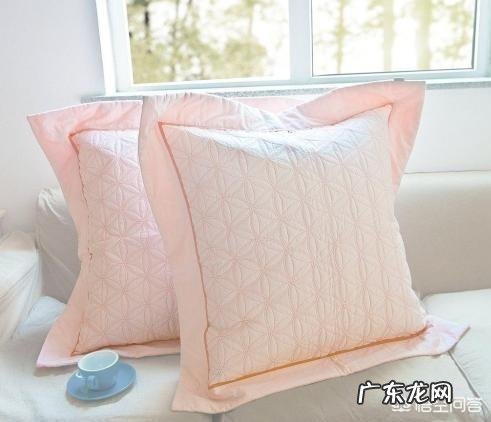 生完孩子的你，觉得待产包里最有用的东西是哪些？