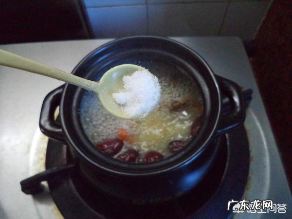 春天鸽子汤怎么吃最有营养?