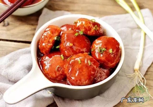 孕早期菜谱家常菜做法都有哪些呢？孕早期老想吃东西，但是吃了都会吐了？