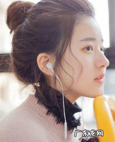 丸子头怎么扎才好看?