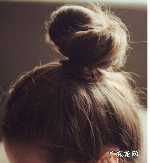 丸子头怎么扎才好看?