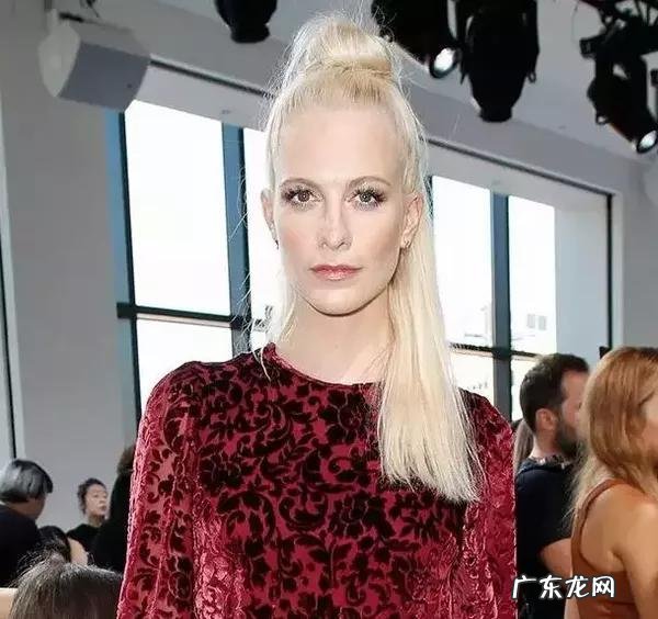 丸子头怎么扎才好看?