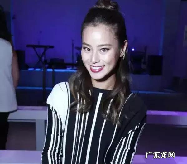 丸子头怎么扎才好看?