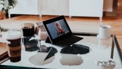 台式电脑出现英文字母开不了机