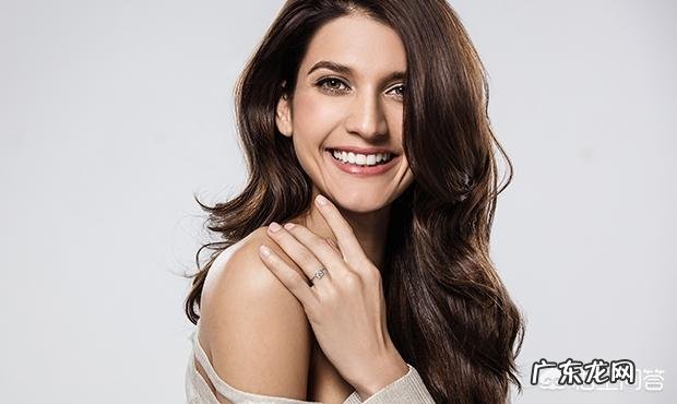 结婚戒指戴哪个手？