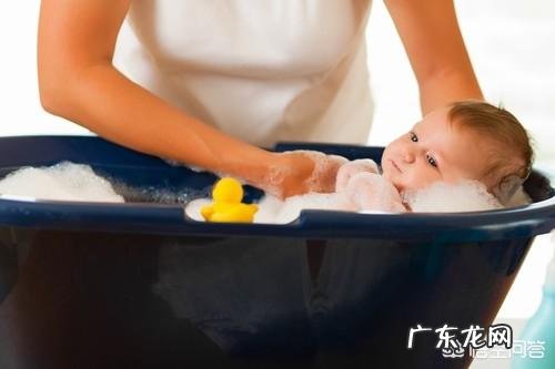 婴儿真的适合游泳吗?