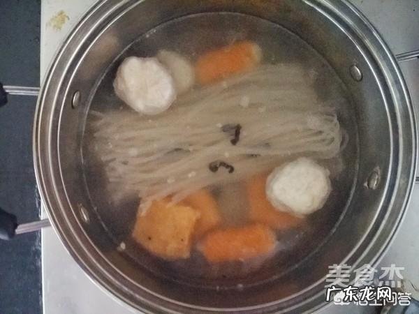 螺蛳粉为什么这么臭?到底是酸笋还是螺丝汤发出的味道?