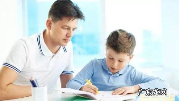 10岁孩子不爱写语文作业,让妈妈帮忙,妈妈心疼孩子又不想包办代替,怎么做好呢?