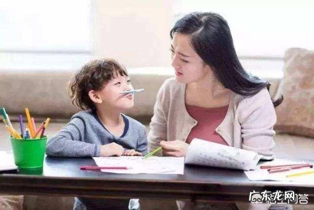 10岁孩子不爱写语文作业,让妈妈帮忙,妈妈心疼孩子又不想包办代替,怎么做好呢?