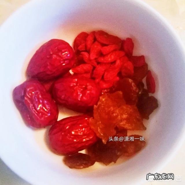 吃什么东西可以丰胸？