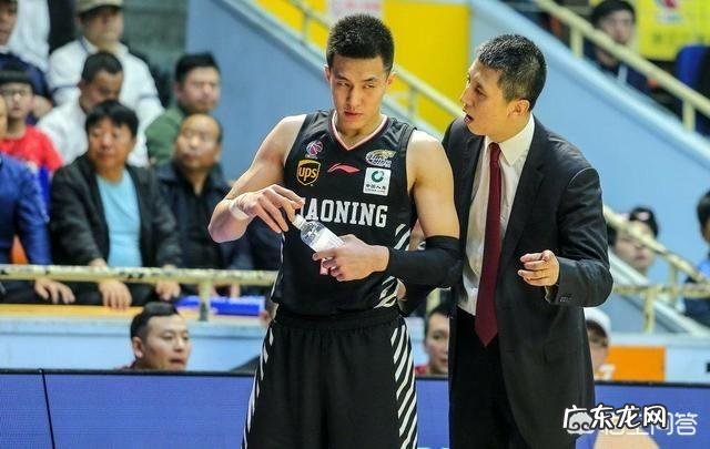 柯凡说郭艾伦每场比赛都要和郭士强争吵一次,你怎么看?