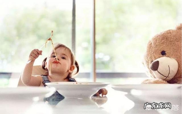 婴儿什么时候添加辅食?