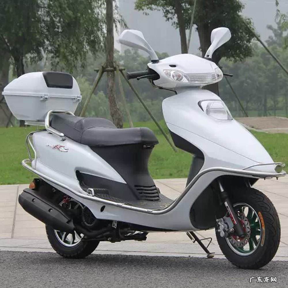 五羊本田踏板摩托车哪一款好?