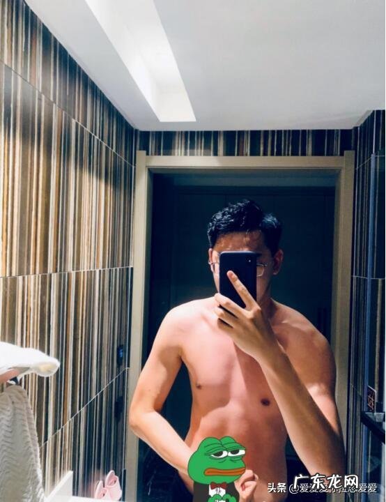 如何去除脸上的痘痘,痘印和痘坑?