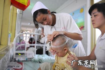 突发:湖南大头娃娃事件怎么回事?三鹿奶粉后为何不吸取教训?