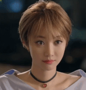 拥有完美的“天鹅颈”后,我竟也有如此气质