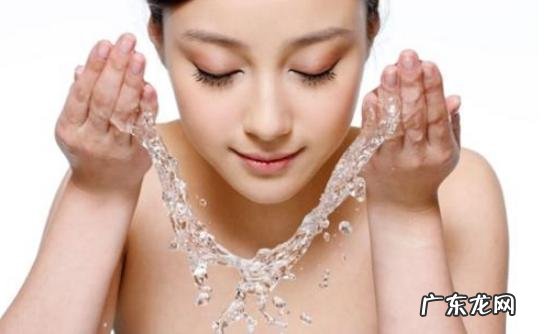 用白醋洗脸真的能美白祛斑吗，白醋要买美容专用的吗？