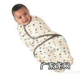 婴儿出生后要绑腿吗？