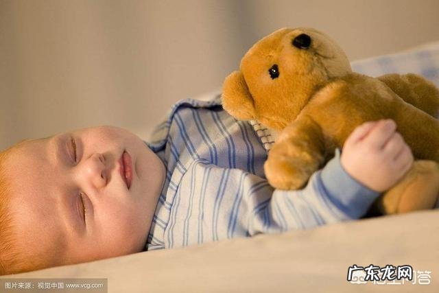 1个月以内的宝宝护理都需要注意什么?