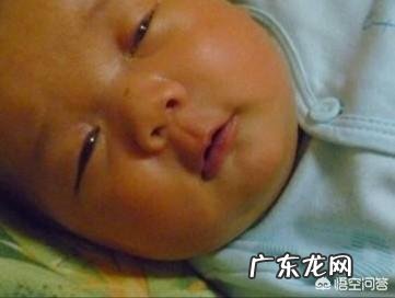 1个月以内的宝宝护理都需要注意什么？