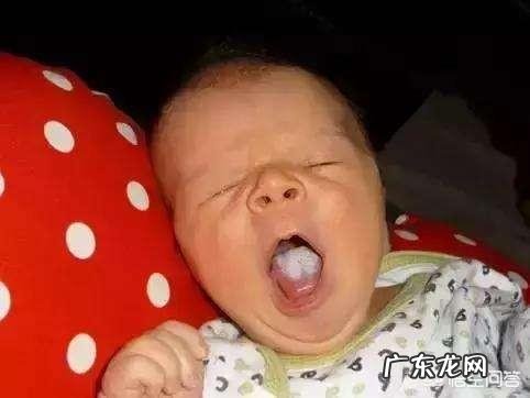 1个月以内的宝宝护理都需要注意什么？