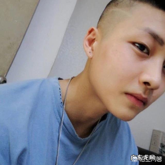 你能接受女友或者你妈割双眼皮、垫鼻梁吗?