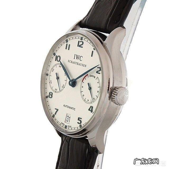 欧米茄和万国手表哪个更值得入手呢？有推荐吗？