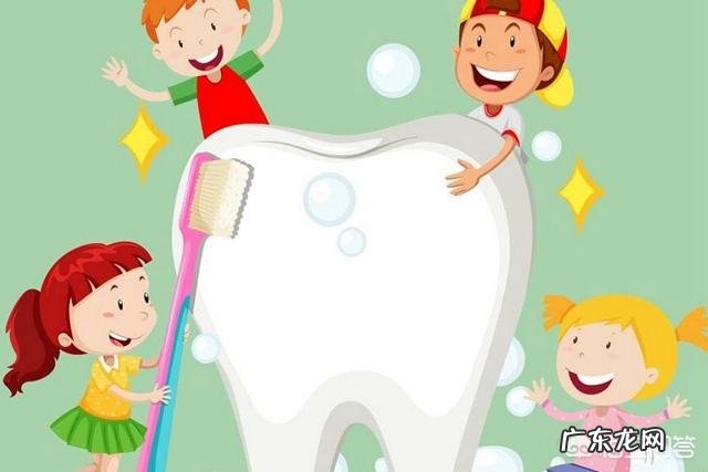 家庭中该如何给宝宝选牙膏,是含氟的好还是不含氟的好?