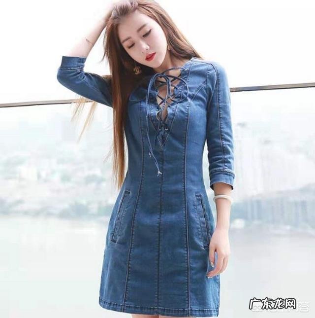 今年秋季流行什么衣服?