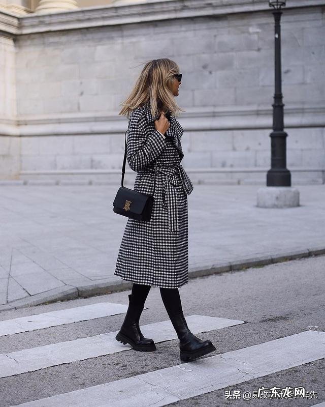 今年秋季流行什么衣服?