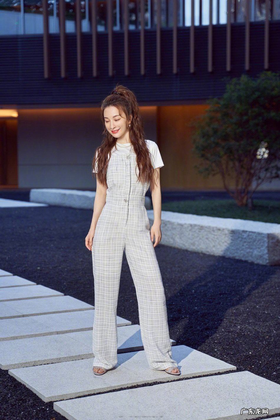 如何穿衣服好看呢