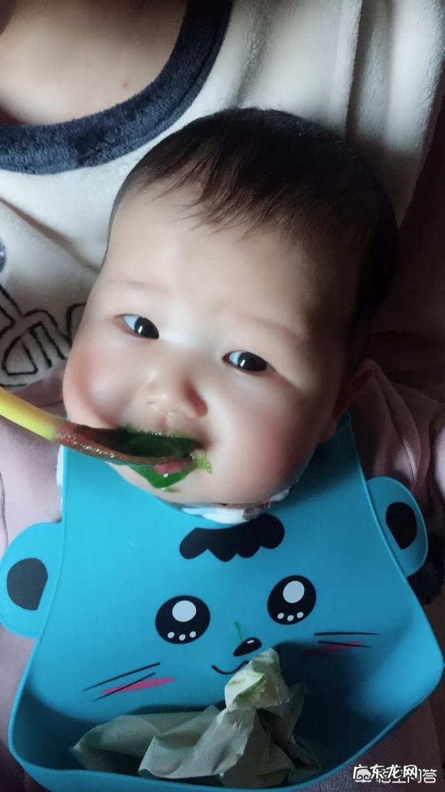 5个月大的婴儿能吃辅食吗？