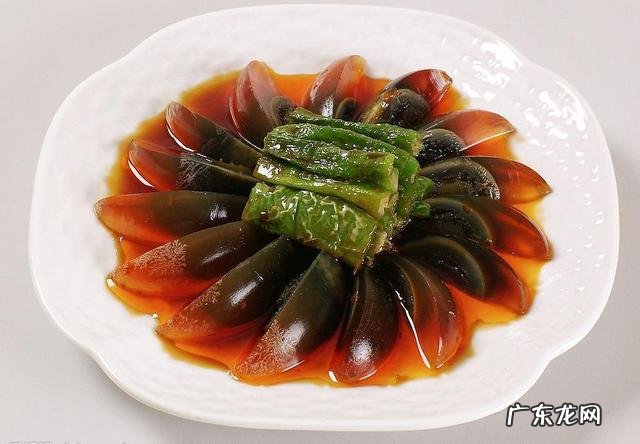 皮蛋和新鲜鸡蛋的营养成份是一样的吗?