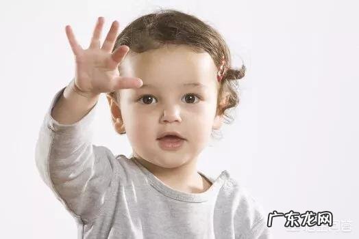 10个月女孩发育指标是什么?