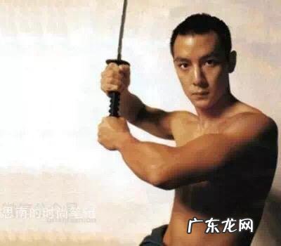 男士最好看的发型是什么?