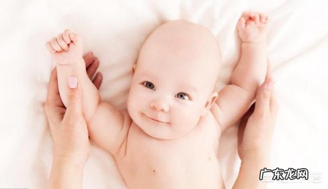 如何清理宝宝的头垢？