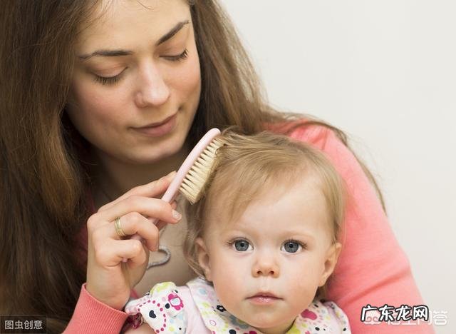如何清理宝宝的头垢？