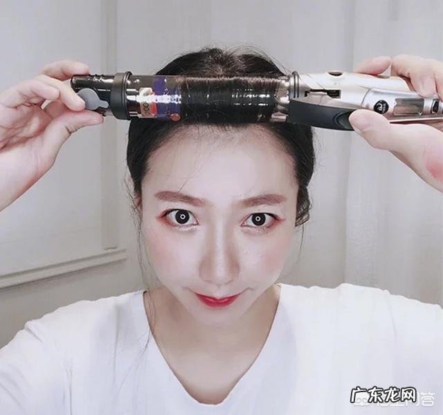 如果是自己在家里剪刘海,应该如何剪?