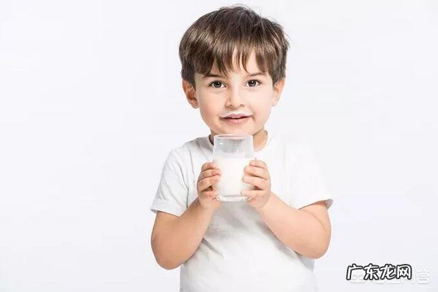 两岁宝宝羊奶粉和牛奶粉都喝有影响吗?