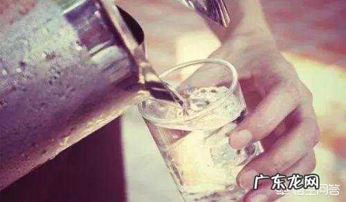 10月24日,就是“霜降”节气了,饮食上吃点啥好?又该如何养生,健康过冬?