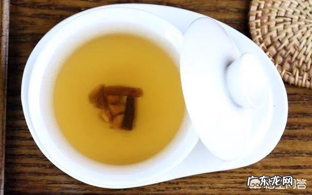 10月24日,就是“霜降”节气了,饮食上吃点啥好?又该如何养生,健康过冬?