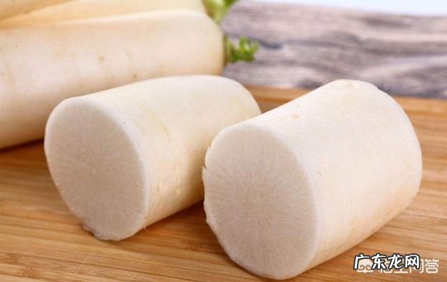 10月24日,就是“霜降”节气了,饮食上吃点啥好?又该如何养生,健康过冬?